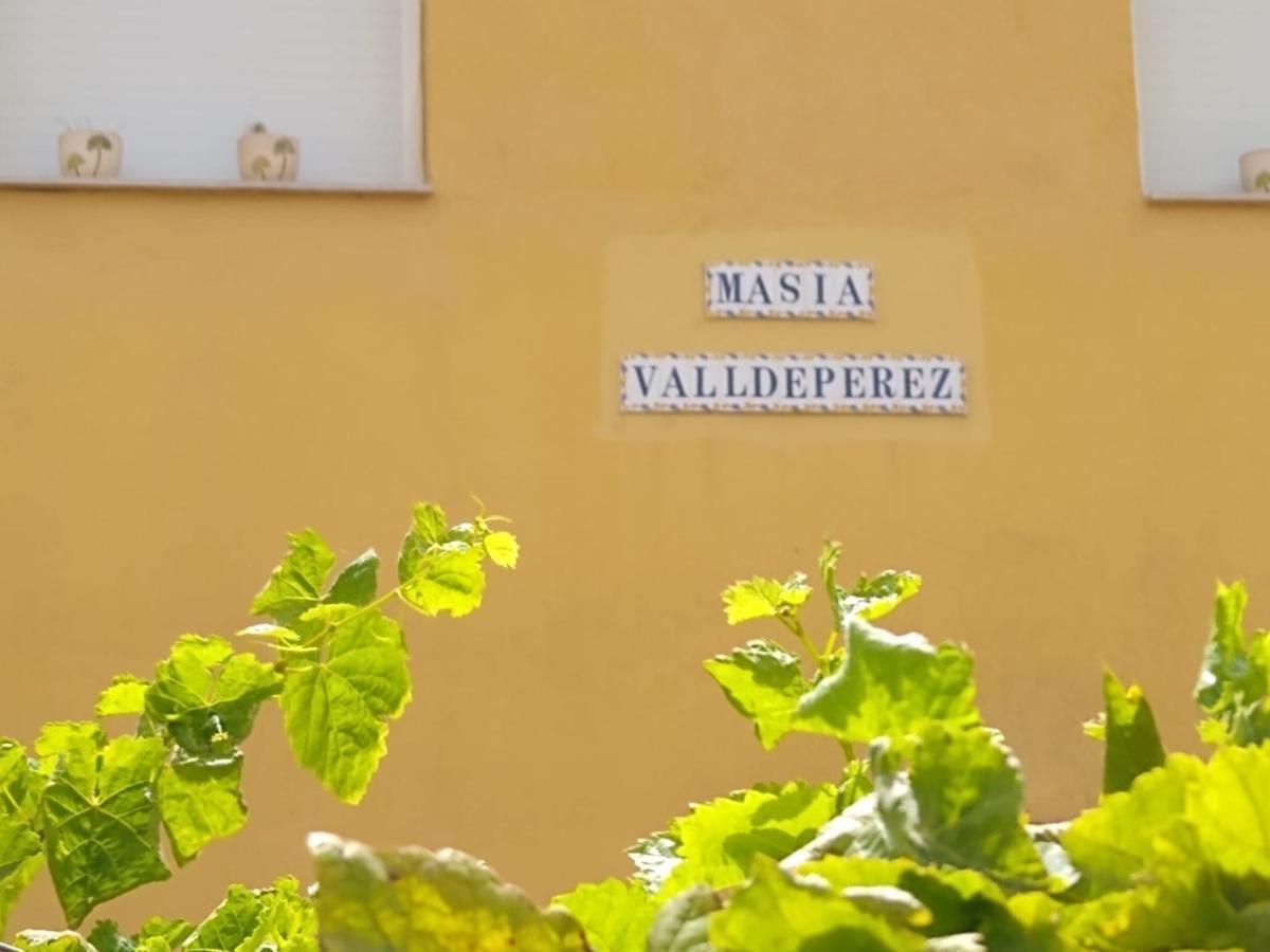 Alojamiento Rural Masia Valldeperez L'Ampolla Eksteriør bilde